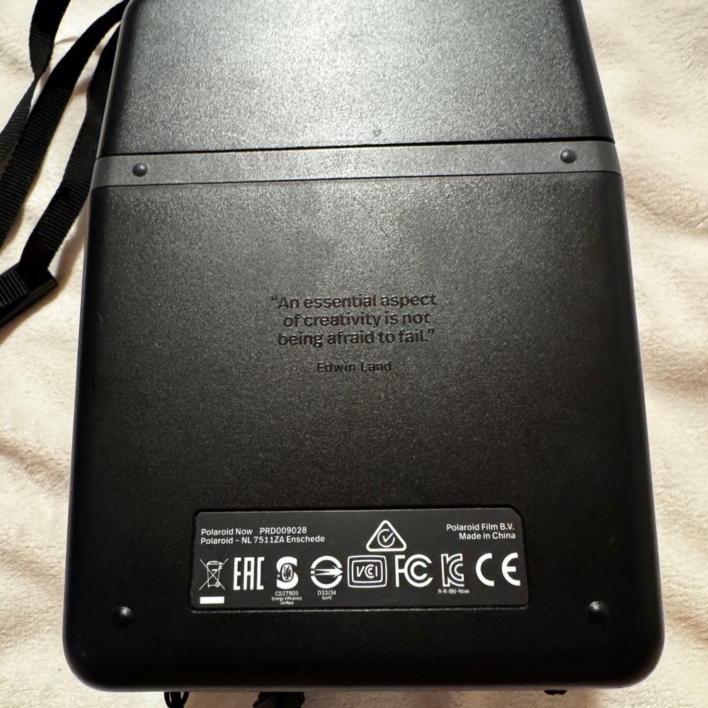 Polaroid Now Black Instant Camera NWOT - Picture 7 of 11